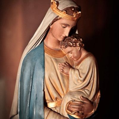 La generosidad de la Virgen La generosidad de la Virgen