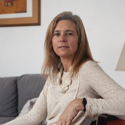 María Castiglioni Cotter - Economista titular de C&T @laurasverdlick 12-11-2025