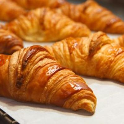 Explaining step of perfect croissant