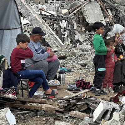 Palestinians build new shelters as winter approaches in Gaza