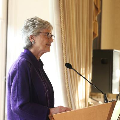 Óráid an Uachtaráin Connolly ag lón chun a hInsealbhú a cheiliúradh