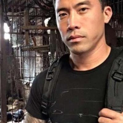 Politics are everywhere. But so are solutions. Work together for dogs. Politics are everywhere. But so are solutions. Work together for dogs.