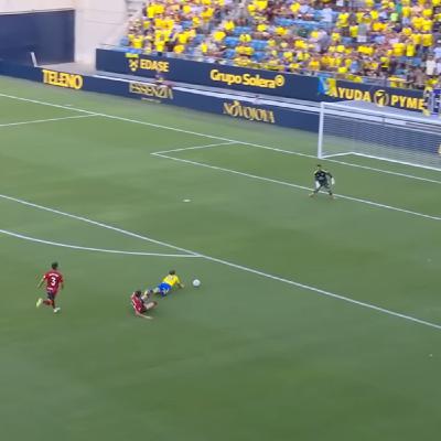 Tres puntos, un gol y mil sudores