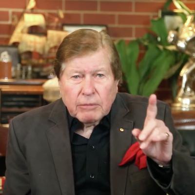 LISTEN: Small Business Collapse, Border Force Scandal & Immigration Truth Bombs — Jeremy Cordeaux LISTEN: Small Business Collapse, Border Force Scandal & Immigration Truth Bombs — Jeremy Cordeaux