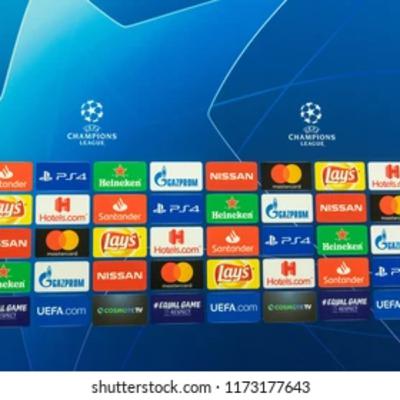 Futbol y el Dinero: Patrocinadores