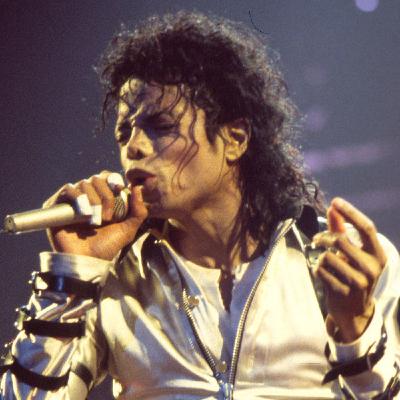 Michael Jackson Wanted To Play Spiderman In A Movie (Amazing Facts) Michael Jackson Wanted To Play Spiderman In A Movie (Amazing Facts)