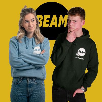 RedactiePraat: 'Ik word zó ongemakkelijk van mijn eigen lichaam' (S3) RedactiePraat: 'Ik word zó ongemakkelijk van mijn eigen lichaam' (S3)