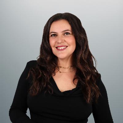 Cómo Compaginar Trabajo y Emprendimiento – La Experiencia de Mireia Llaurens