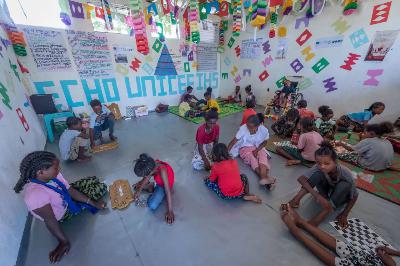 Tigray: UNICEF yatoa msaada wa mabegi na vifaa vya shule kwa watoto