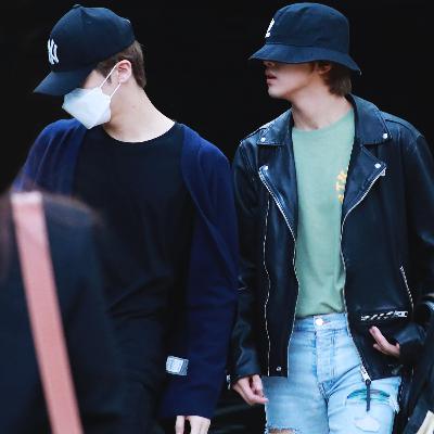 haechan, mark, doyoung sings you to sleep in a rainy night
