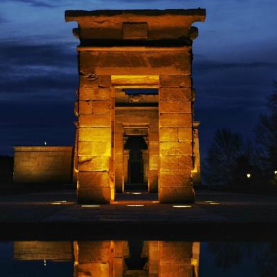 Fortællinger fra graven - Dimut