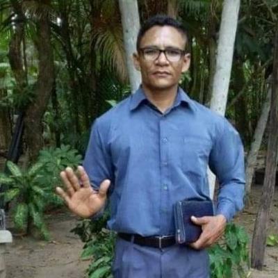 Homem desaparece misteriosamente em ABAETETUBA ouçam os relatos de sua mãe, nome dele Robson Cleiton Homem desaparece misteriosamente em ABAETETUBA ouçam os relatos de sua mãe, nome dele Robson Cleiton