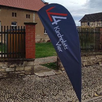 Kirchbauverein KirchplatzVier: Kuchen stiftet Gemeinschaft Kirchbauverein KirchplatzVier: Kuchen stiftet Gemeinschaft