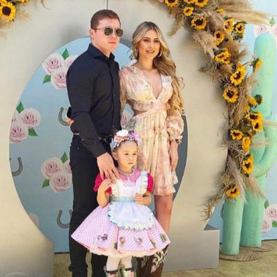 Canelo !!! Se les casa