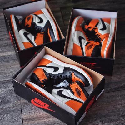 Arguably Better Sneakers - S10E30 Arguably Better Sneakers - S10E30