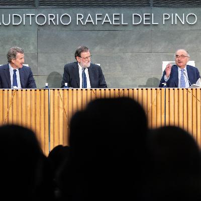 Diálogo entre Mariano Rajoy, Benigno Pendás y Alberto Núñez Feijóo Diálogo entre Mariano Rajoy, Benigno Pendás y Alberto Núñez Feijóo
