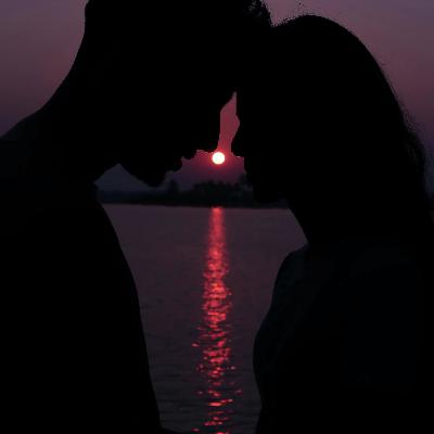 Could you wait three months for your first kiss? Could you wait three months for your first kiss?