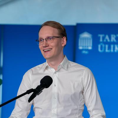 Vestlusrobot õppetöös. Kaspar Kruup. Vestlusrobot õppetöös. Kaspar Kruup.