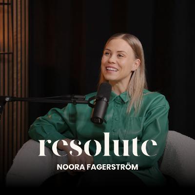 Ep. 4: Noora Fagerström – Vain taivas on rajana: suomalainen yrittäjäkulttuuri, miljoonien mehubisnes ja elämäntapana yrittäminen Ep. 4: Noora Fagerström – Vain taivas on rajana: suomalainen yrittäjäkulttuuri, miljoonien mehubisnes ja elämäntapana yrittäminen