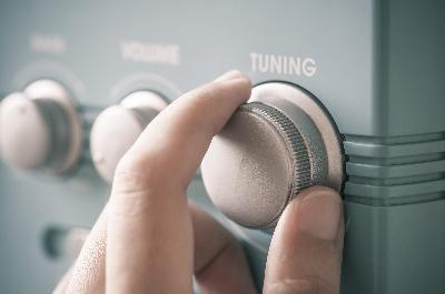 How to listen effectively...but not now.