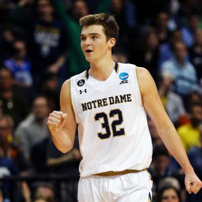 Shoot to Make Podcast Episode #24 with Steve Vasturia Shoot to Make Podcast Episode #24 with Steve Vasturia