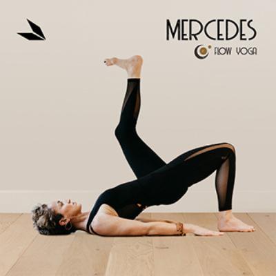 T1E08 - Entramos en una clase de Yoga