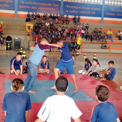 Olimpismo destaca como abordar o esporte nas aulas de educação física para além de valores competitivos