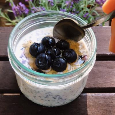 17| 🎥 Healthy breakfast ideas 4/7 - Blaubeer-Cheesecake Overnight Oats 🫐 17| 🎥 Healthy breakfast ideas 4/7 - Blaubeer-Cheesecake Overnight Oats 🫐