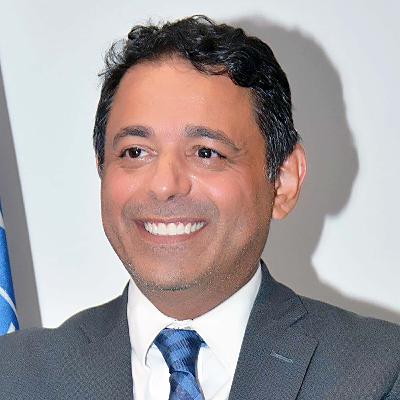 نديم منصوري: مسار ثري في البحث حول المجتمع الرقمي