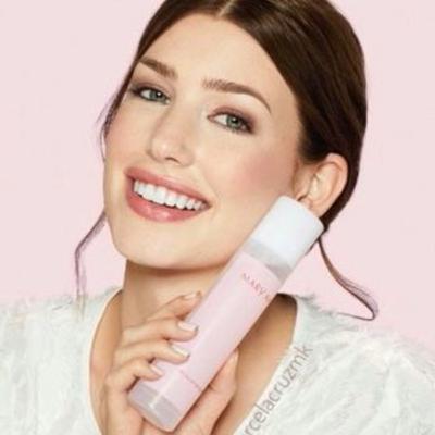 Te recomiendo nuestro nuevo producto Agua Miscelar Marykay