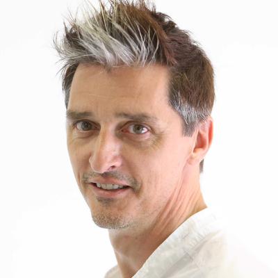 1 | Adriaan Luteijn: “Het is leuk om een brug te slaan tussen twee werelden die echt ver uit elkaar liggen.”