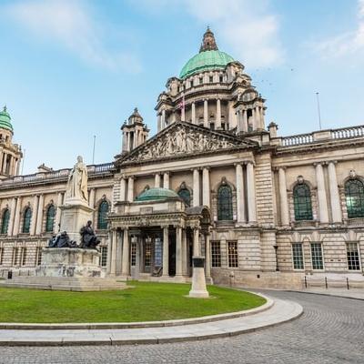 Tús Áite: Ceiliúradh i mBéal Feirste faoin Gaeilge