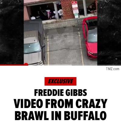 Gang banging 40 year old fades😂
