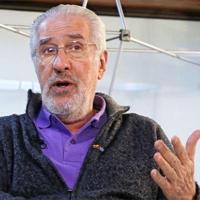 Entrevista a Atilio Boron Sociológo y Politólogo