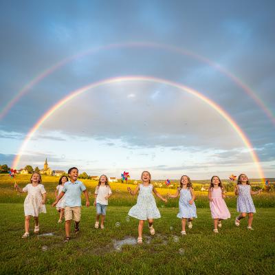 Rainbows- Nature's paintbrush?