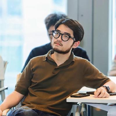 Vol.77｜对谈王登科：一个手环，怎么撑起「AI 陪伴」？