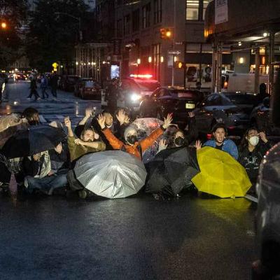 Zohran Mamdani Surges, Meanwhile Eric Adams & ICE Goons Run Riot