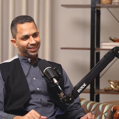 بودكاست مع طيبة #٦ - حقيقة النجاح المهني بين الشغف والقيادة بودكاست مع طيبة #٦ - حقيقة النجاح المهني بين الشغف والقيادة