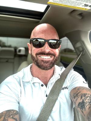 Episode #133 From Sales to Success: Dustin Hutcheson’s Spa Retailer Journey Episode #133 From Sales to Success: Dustin Hutcheson’s Spa Retailer Journey