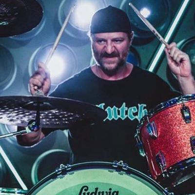 Jess Margera (CKY) Watched Two Bums Fight With Knives Outside A Venue!
