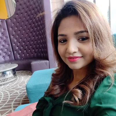 Disha Caroline on "Do you think staying away from social media guarantees success?"