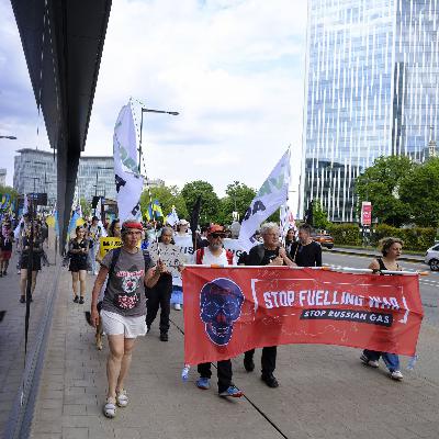 Europeans pledge to cut out Russian gas Europeans pledge to cut out Russian gas