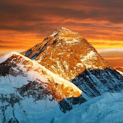 Е40: Какво е да покориш Еверест – един разговор с Методи Савов Е40: Какво е да покориш Еверест – един разговор с Методи Савов