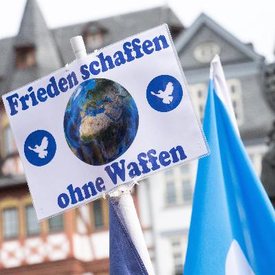 Bayern 2 debattiert: Aufrüstung für den Frieden?