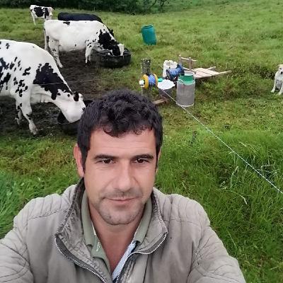 Fabio Enseña: el campesino youtuber que entre leche y cuajada se viralizó en redes Fabio Enseña: el campesino youtuber que entre leche y cuajada se viralizó en redes