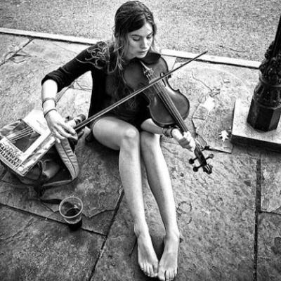 #S3E3 Işığı Arayanların Karanlık Yanı