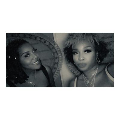 The Sauce Sisters in Dam 🍁