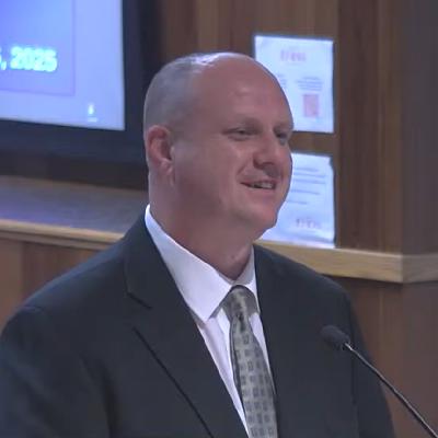 Eureka Council Overrules Police Chief, Approves Ex-Con’s Card Dealer Permit