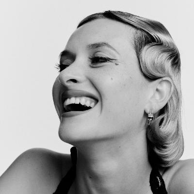 🇫🇷 RUBY MAZUEL - Réinventer le métier de make-up artist