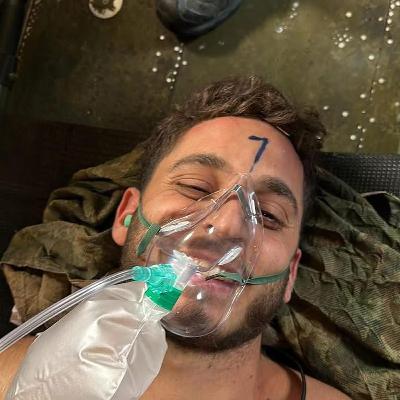 "המינימום שלנו כעם זה לעצור ולהסתכל על המדבקות שלהם"